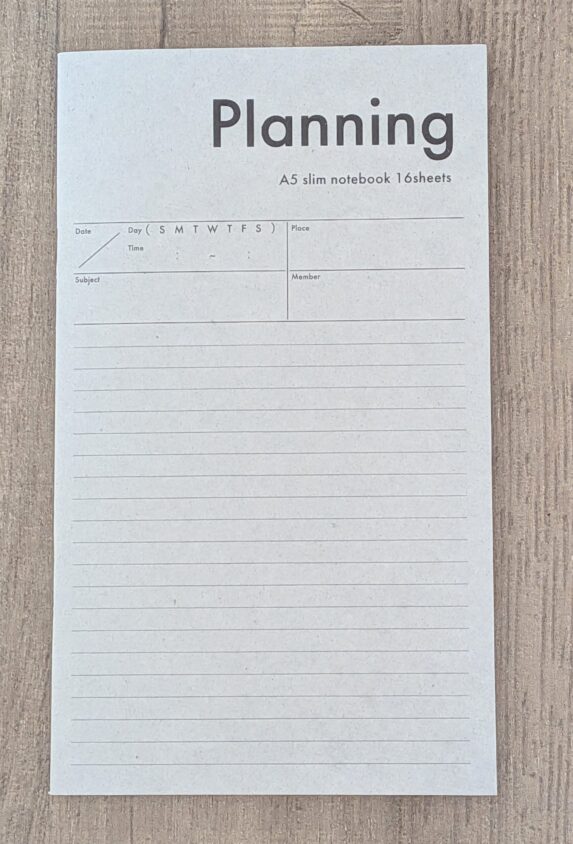 ダイソーの「Planning A5スリム ノート」